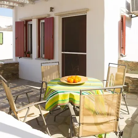 Kamares Vacation Villas * Agios Romanos